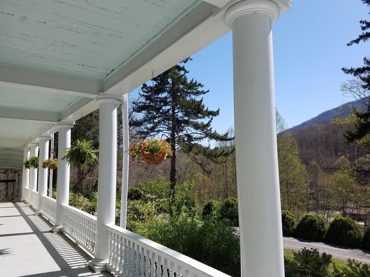 Grand Old Lady Hotel Waynesville Kültér fotó